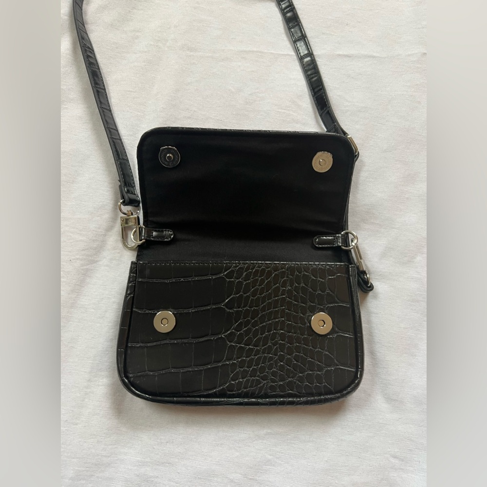 Urban Outfitters Black Bag - Picture 5 of 5